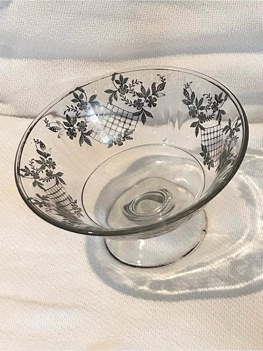 Vtg Mid Century Glass Compote Sterling Silver Overlay Footed Pedestal Bowl 9.25”